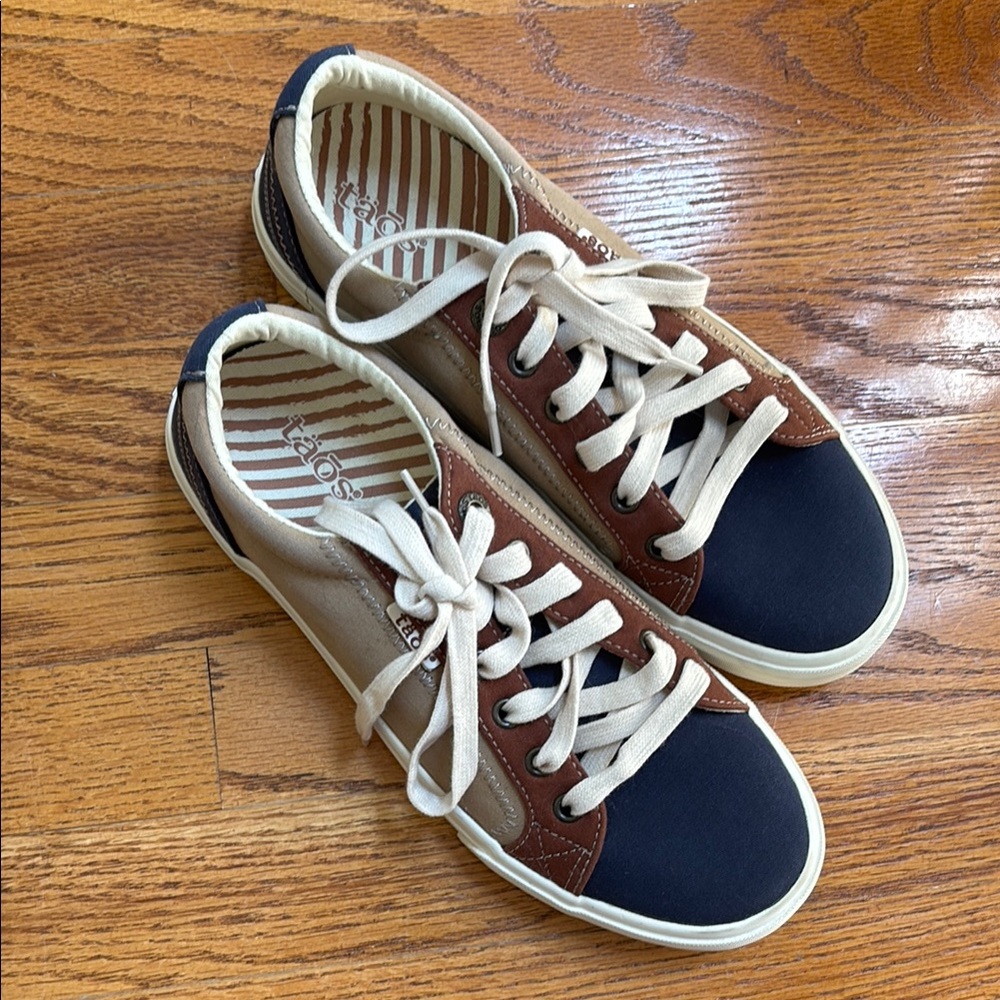 Taos Plim Soul Brown and Navy Sneakers Size 9
